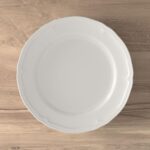 Villeroy & Boch Manoir Collection 18-Piece Dinnerware Set, Plates & Bowls, Premi... - Image 3