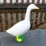 LICAEVEY Goose Statue, Big Resin Large White Goose Garden Lawn Yard Sculpture, E... - Image 6