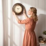 Pumtus Plastic Silent Wall Clock, 13 Inch Vintage Large Wall Clocks, Battery Ope... - Image 5