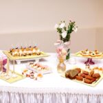 Honeydak 4 Pcs Gold Rectangle Serving Trays Heavy Duty Disposable Paper Cardboar... - Image 5