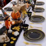 WELLIFE 600 PCS Black and Gold Disposable Dinnerware Set for 100 Guests, Gold ri... - Image 7