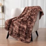 PAVILIA Faux Fur Throw Blanket Tie-Dye Brown, Soft Fuzzy Warm Sherpa Blankets & ... - Image 3