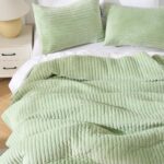 Breathable Velvet Quilt Set King Size, Soft Quilted Bedding Set, 2 Matching Pill... - Image 4
