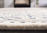 SAFAVIEH Cambridge Collection Area Rug - 6' Square, Navy Blue & Ivory, Handmade ... - Image 7