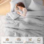 MUXHOMO 7 Pieces Queen Comforter Set, Seersucker Bed in a Bag Queen Size, All Se... - Image 3