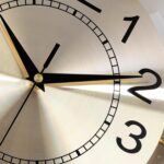Lafocuse Silent Modern Large Wall Clock for Living Room, Mid Century Decorative ... - Image 5