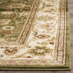 SAFAVIEH Lyndhurst Collection Area Rug - 8' x 10', Sage & Ivory, Traditional Ori... - Image 4