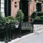 YARNOW 2pcs Hanging Railing Planter Baskets - over the Rail Metal Fence Planters... - Image 3