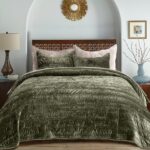 EVERGRACE Luxury Ruched Velvet Quilt King Size, Ultra Soft Bedspread Coverlet Se... - Image 2