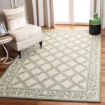 SAFAVIEH Chelsea Collection Area Rug - 6' x 9', Ivory & Light Green, Hand-Hooked... - Image 2