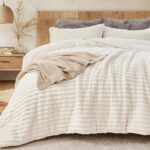 Sasttie California King Comforter Set 3 Pieces - Super Soft Fleece Comforters Ca... - Image 2